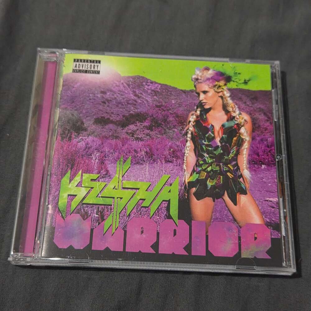 Ke$ha Warrior CD